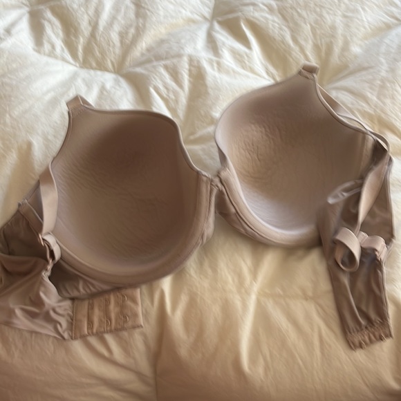 Maidenform 35C underwire bra ( NEW UNUSED) - Picture 2 of 4